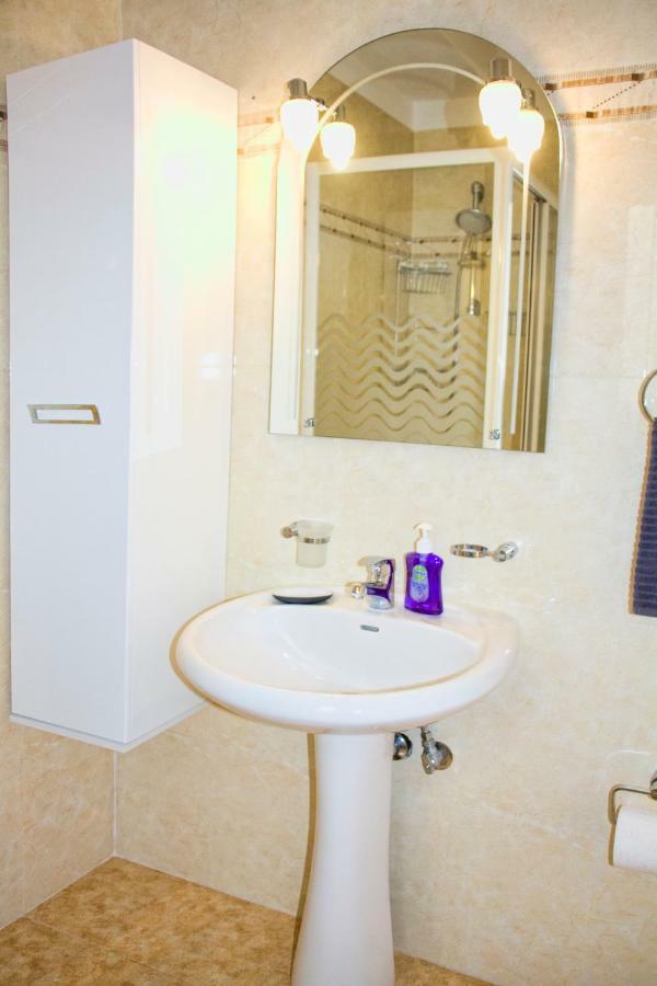 Charming Apartment Near Athens Center And The Sea Экстерьер фото