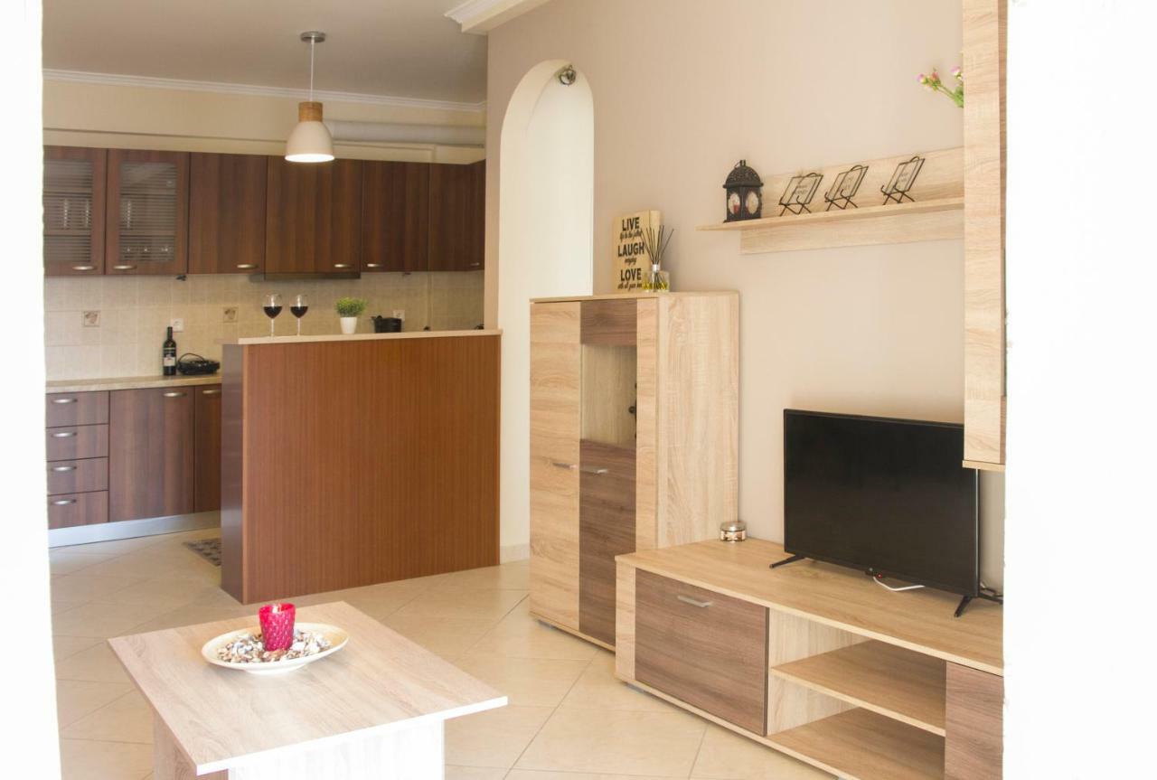 Charming Apartment Near Athens Center And The Sea Экстерьер фото